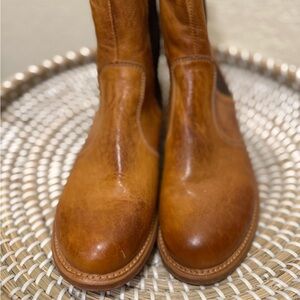 Women's BedStu Brown Boots with Smooth Leather and Rounded Toe